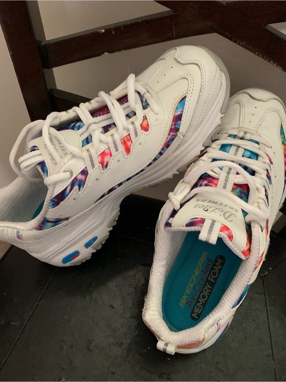 Skechers D’Lites Women’s Sneakers Size 9.5 White Multi Tie Dye
Description:
Ske - Picture 4 of 7